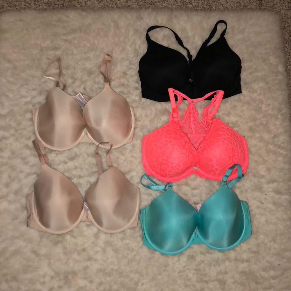 Victoria’s Secret bras size 36DD
